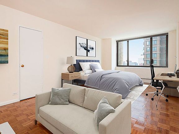 4th image of 211 W 56th St #L30