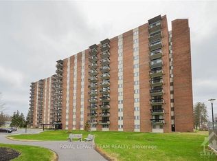 1505 Baseline Rd #606, Ottawa, ON K2C 3L4