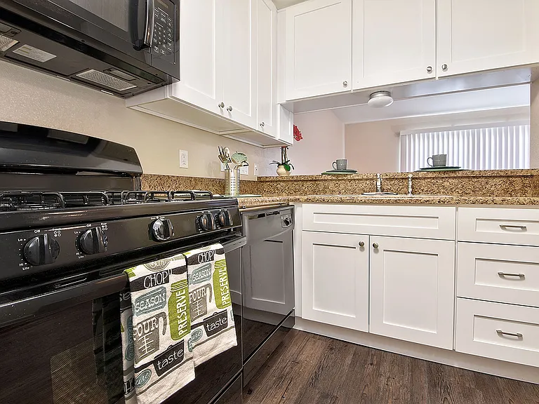 Fairway Manor Apartment Homes Kitchen Area