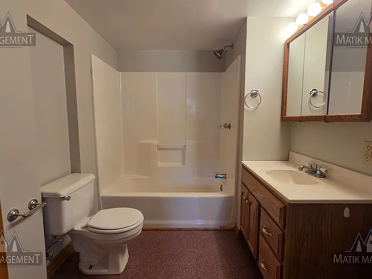 5605 Nancy Ln NW — Photo 7