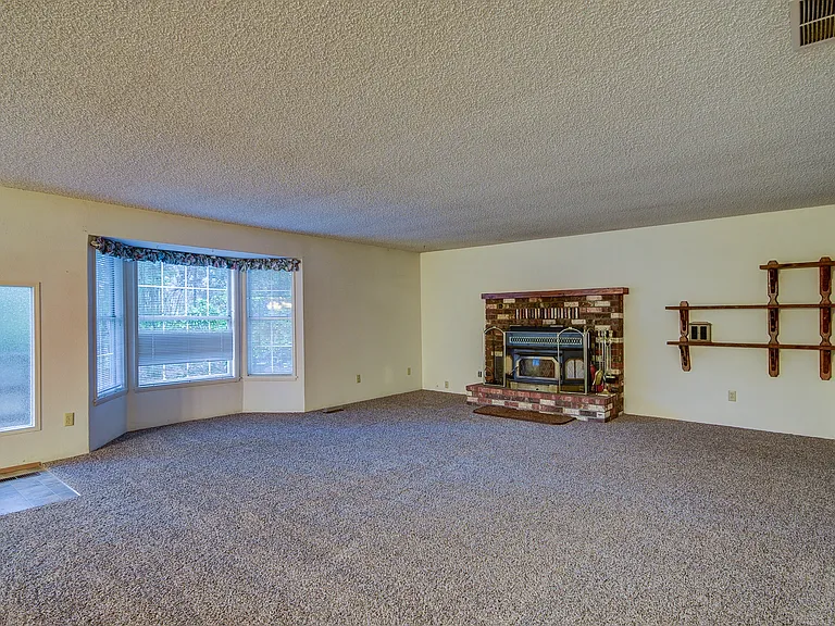 2317 Wellman Pl — Photo 8