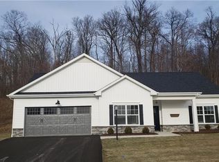 604 Cedar Ridge Dr, Apollo, PA 15613