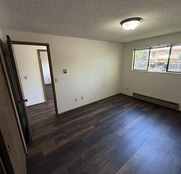 305 La Villa Dr — Photo 6
