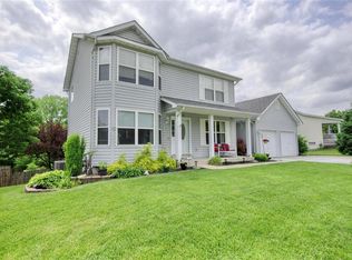 1366 Schoal Creek Dr, O'Fallon, MO 63366