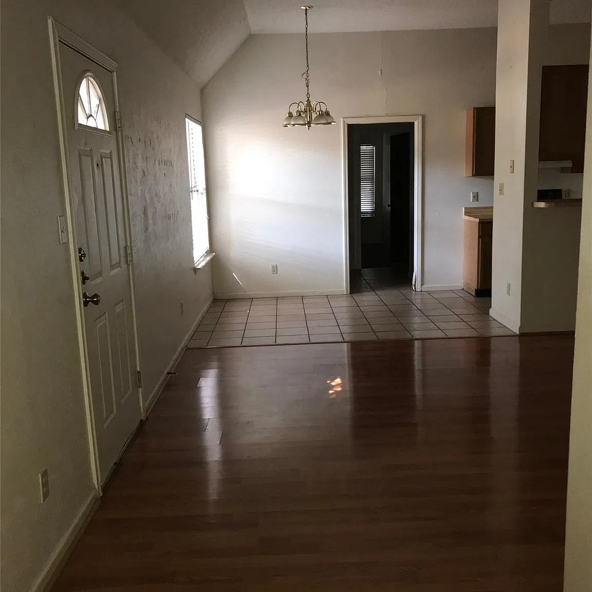 3 bed, 2.0 bath, 1133 sqft, $1,295 — Photo 4