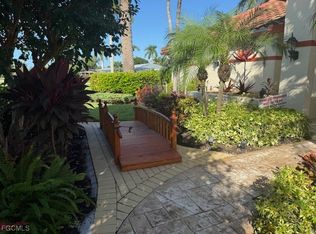 7292 Popham Dr, Fort Myers, FL 33919