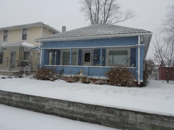 68 N 6th Ave, Beech Grove, IN 46107