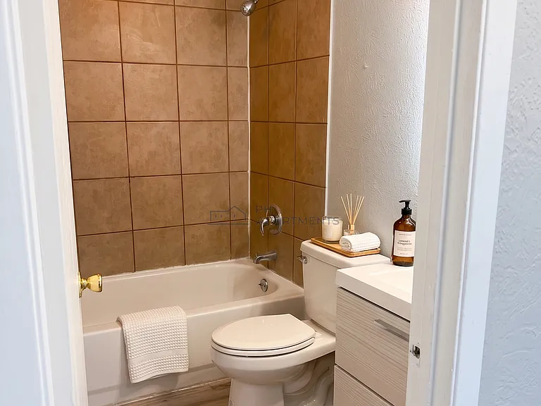 Harambee Apartments — Photo 10
