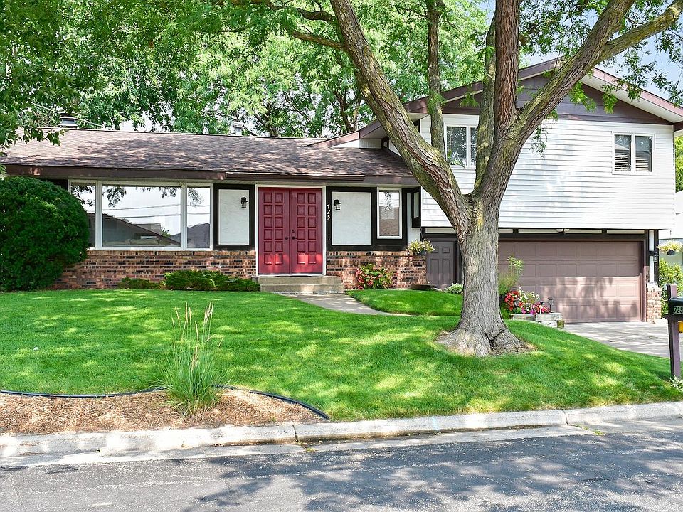 1st image of 725 37th Ave