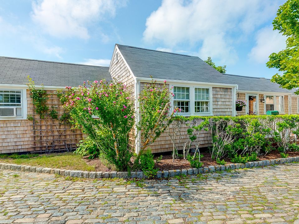 1st image of 11 Stone Barn Way