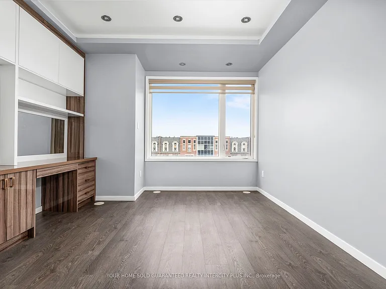 3910 Major Mackenzie Dr — Photo 30