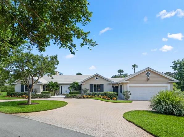 36 Country Road, Village Of Golf, FL 33436
