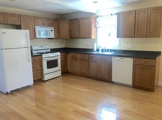341 North Ave #2, Abington, MA 02351