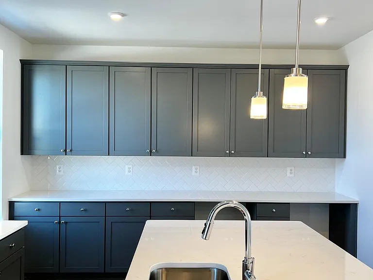 357 Andrew Ct — Photo 12