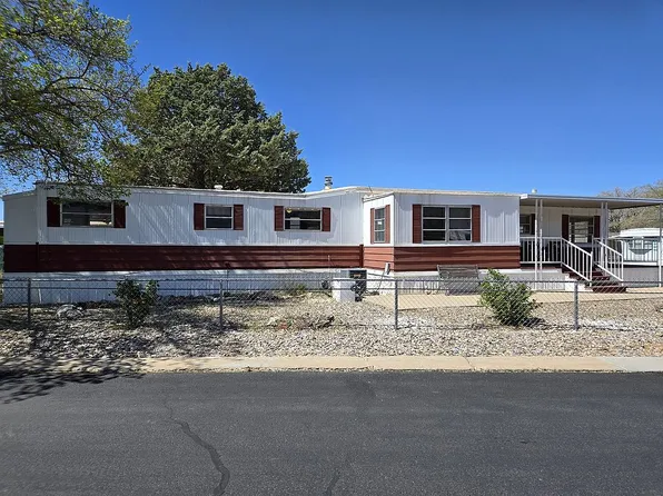 12340 Badger Ln SE, Albuquerque, NM 87123