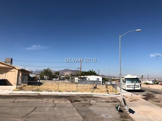 2nd image of 281 Yuma Ln