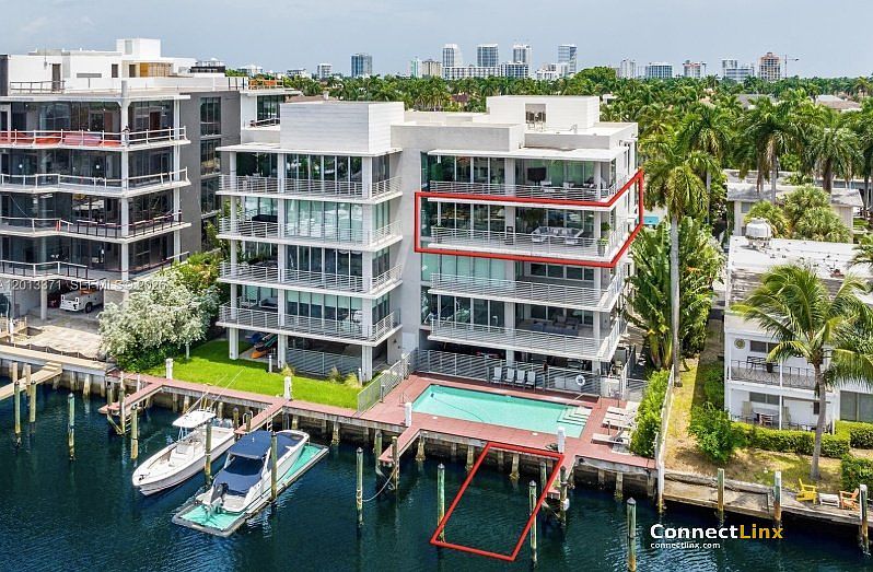 1st image of 133 Isle Of Venice Dr