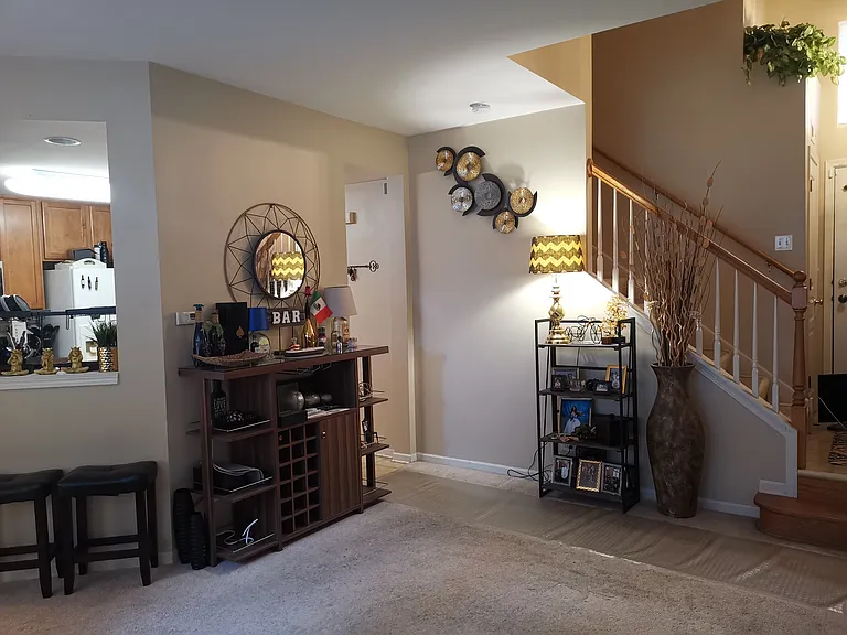 469 Belvedere Ln — Photo 6