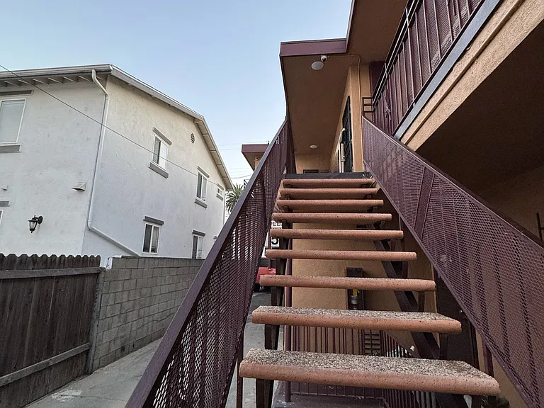 5192 W 20th St #6 — Photo 13