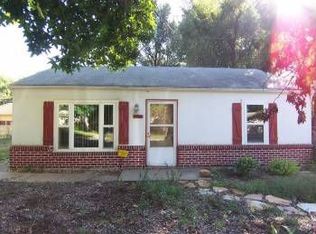 2600 SW Valley Brook Ln, Topeka, KS 66614