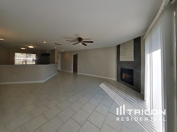 4th image of 702 Mistywood Cir