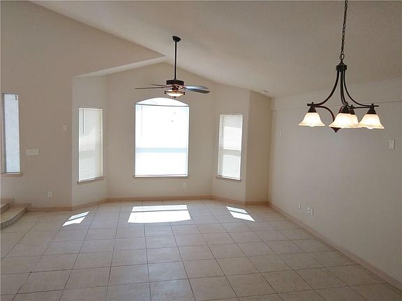 4th image of 14037 Tierra Yukon Ln