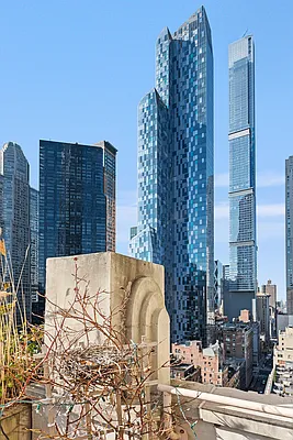 Rented by Douglas Elliman | media 27