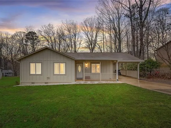 4454 Union Church Rd, Flowery Branch, GA 30542