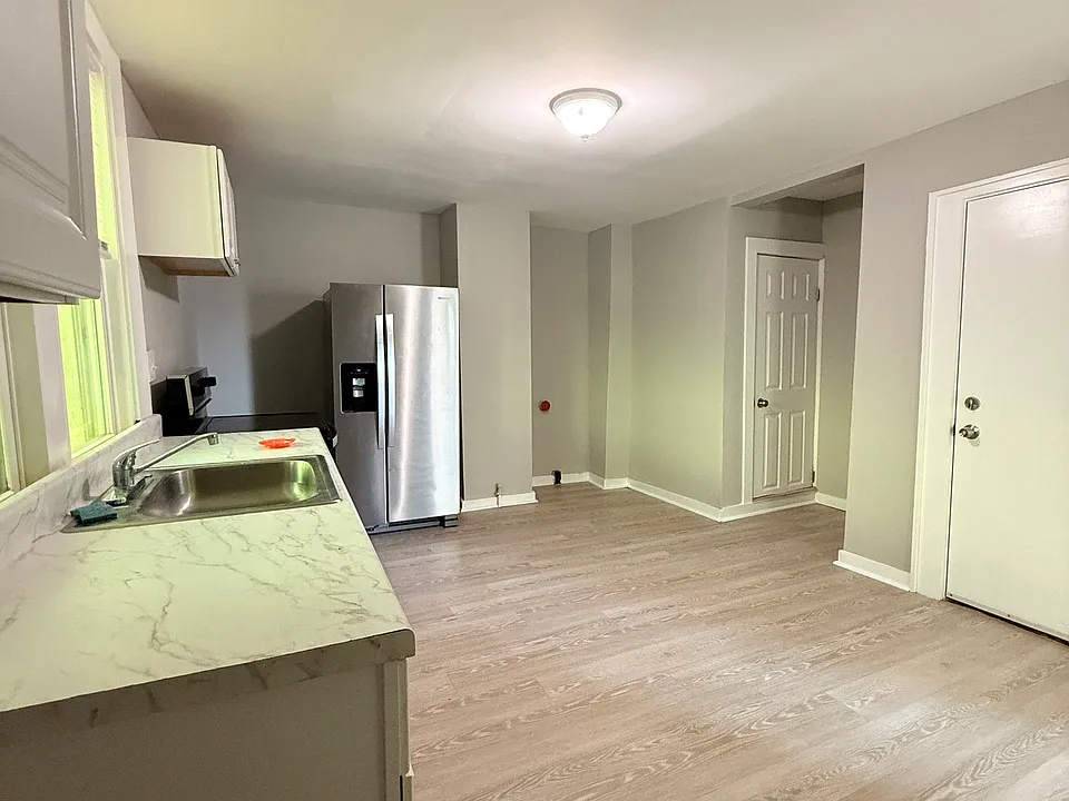 144 Clark St