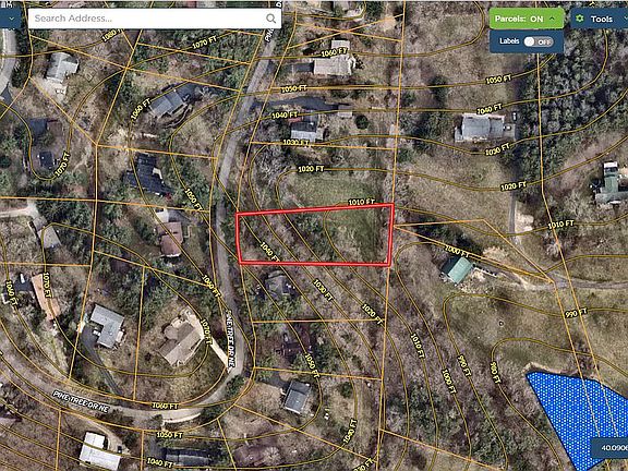 2nd image of 171 Pinetree Dr