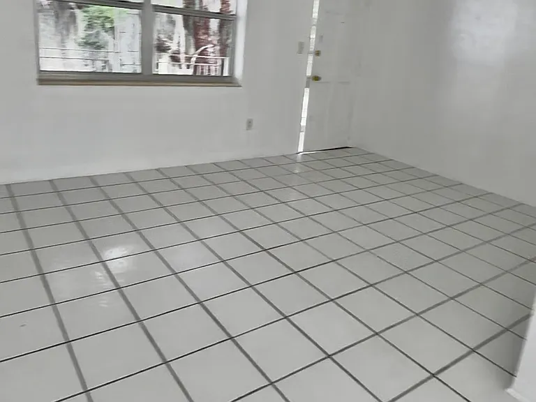 21 Alhambra Cir #20 — Photo 3