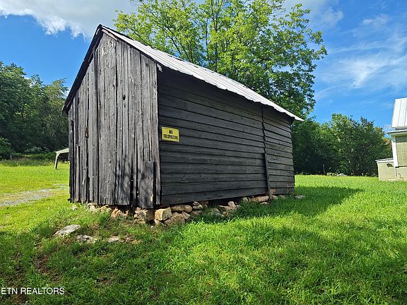 5th image of 362 Tarpine Valley Rd
