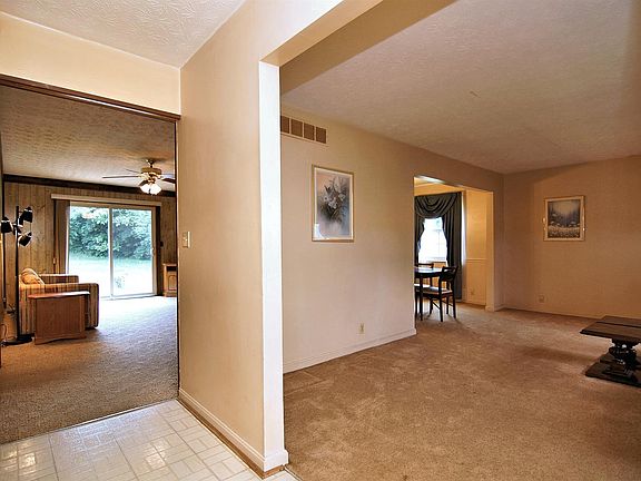 5th image of 8511 Shenstone Dr