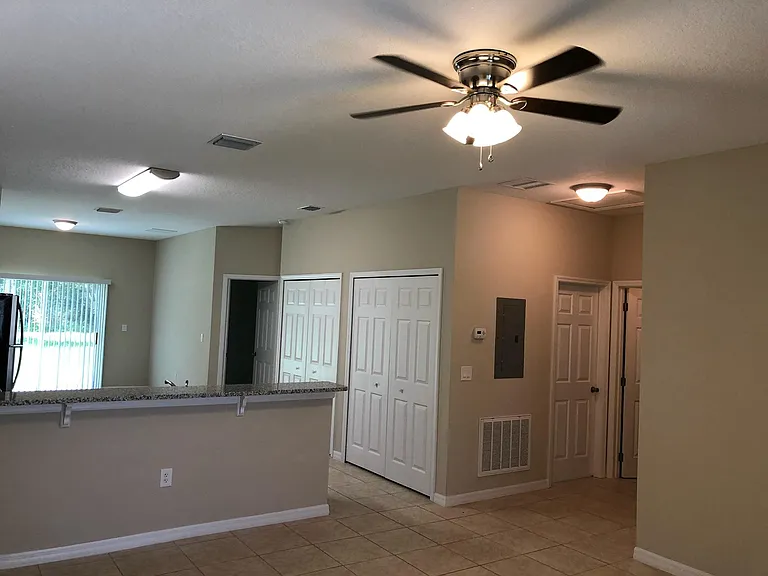 315 Clermont Dr #A-B — Photo 3