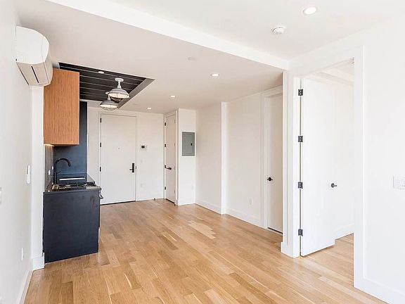 2nd image of 1460 Fulton St APT 3C