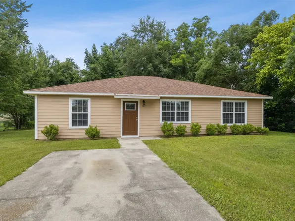 423 South Blvd W, Macclenny, FL 32063