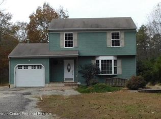 142 Pasadena Rd, Whiting, NJ 08759