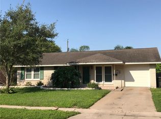 3713 Reid Dr, Corpus Christi, TX 78411