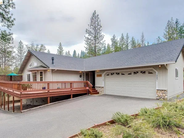 19991 Pine Mountain Dr, Groveland, CA 95321