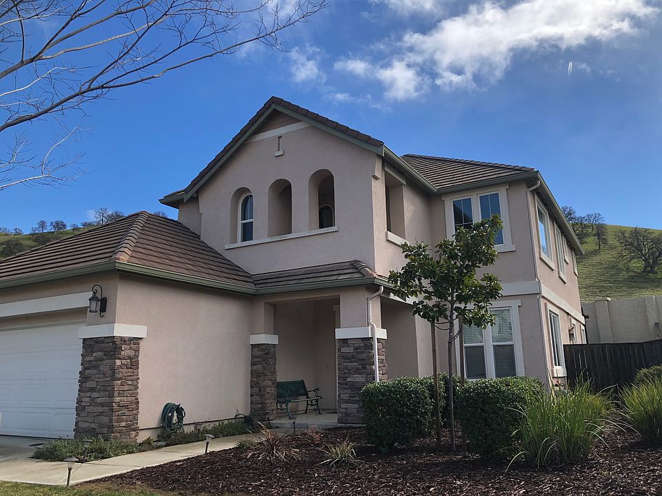 1st image of 20784 Fairway Dr