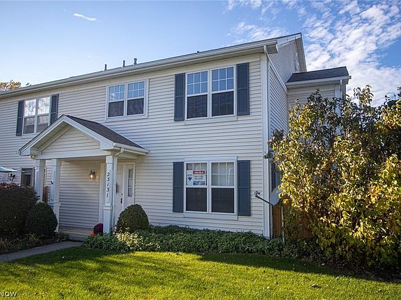 3rd image of 23131 Grist Mill Ct