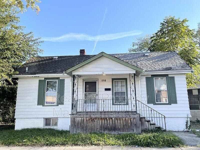 1st image of 1710 Lincoln Ave