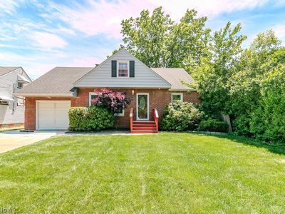 26200 Parklane Dr, Euclid, OH, 44132