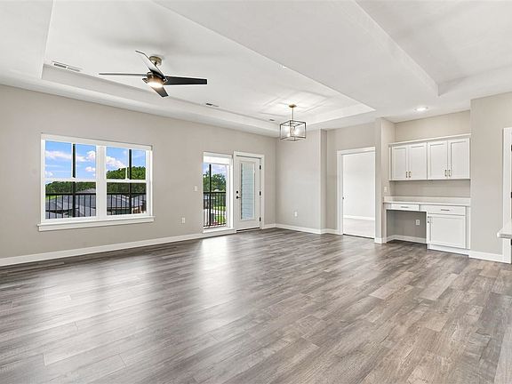 3rd image of 1920 Country Club Dr #307