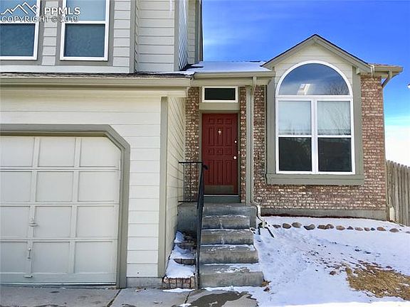 2nd image of 4512 Bramble Ln