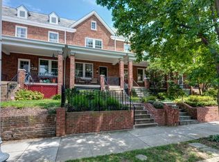 2449 39th Pl NW, Washington, DC 20007
