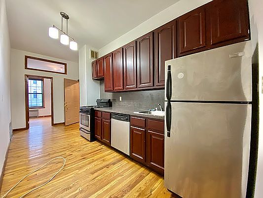 2nd image of 763 Saint Johns Pl #1C
