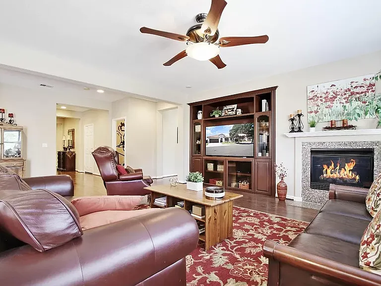 1317 Moonflower Ct — Photo 5
