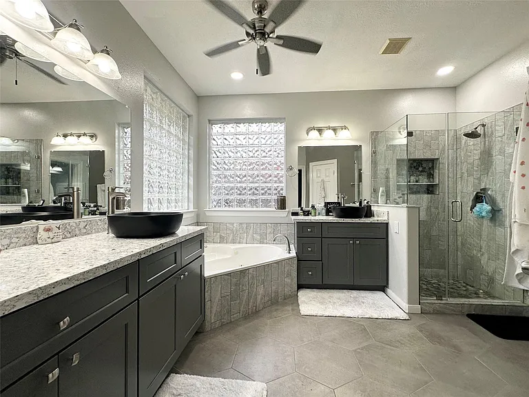 17815 Gables Bend Dr — Photo 12