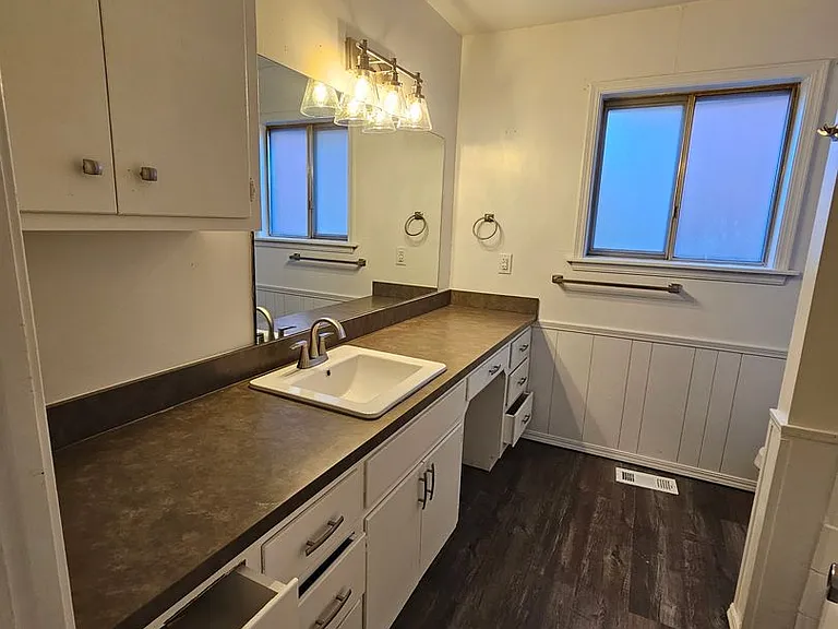 Broadway Apartments in Rose District — Photo 36